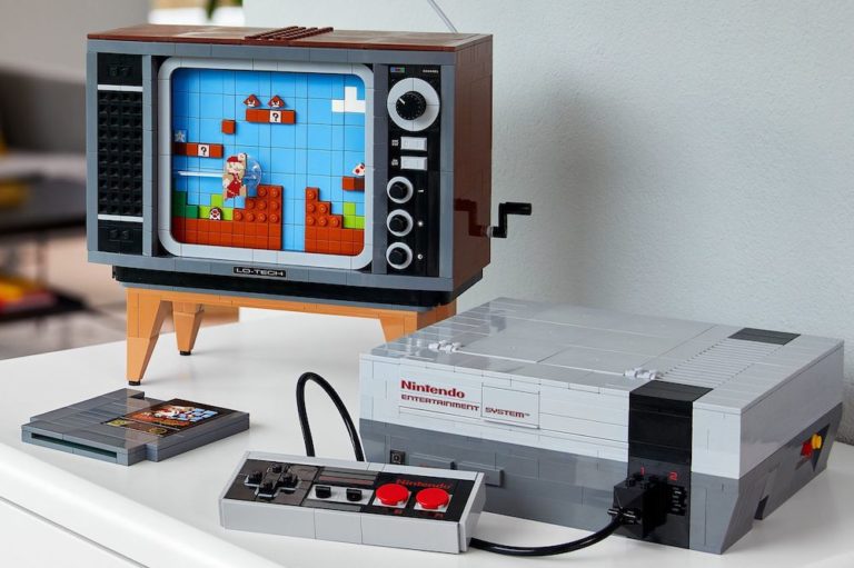 LEGO Nintendo Entertainment System (NES)